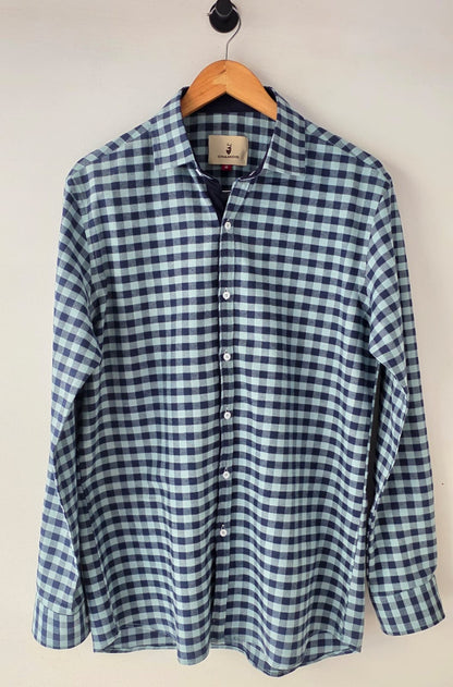 Blue flannel checkered shirt.