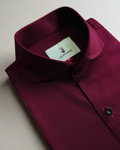 Cut-away Collar Shirt